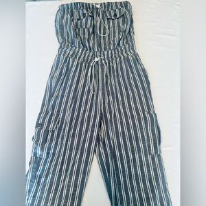Stylish Striped Utility Jumpsuit with Drawstring Waist